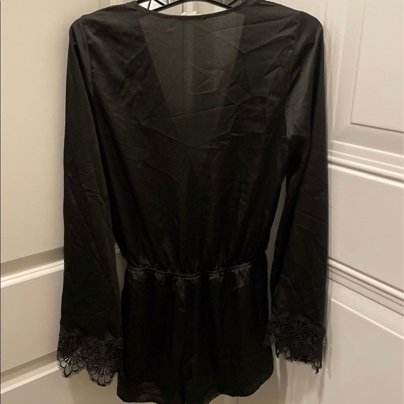 Black silk romper - Picture 2 of 2